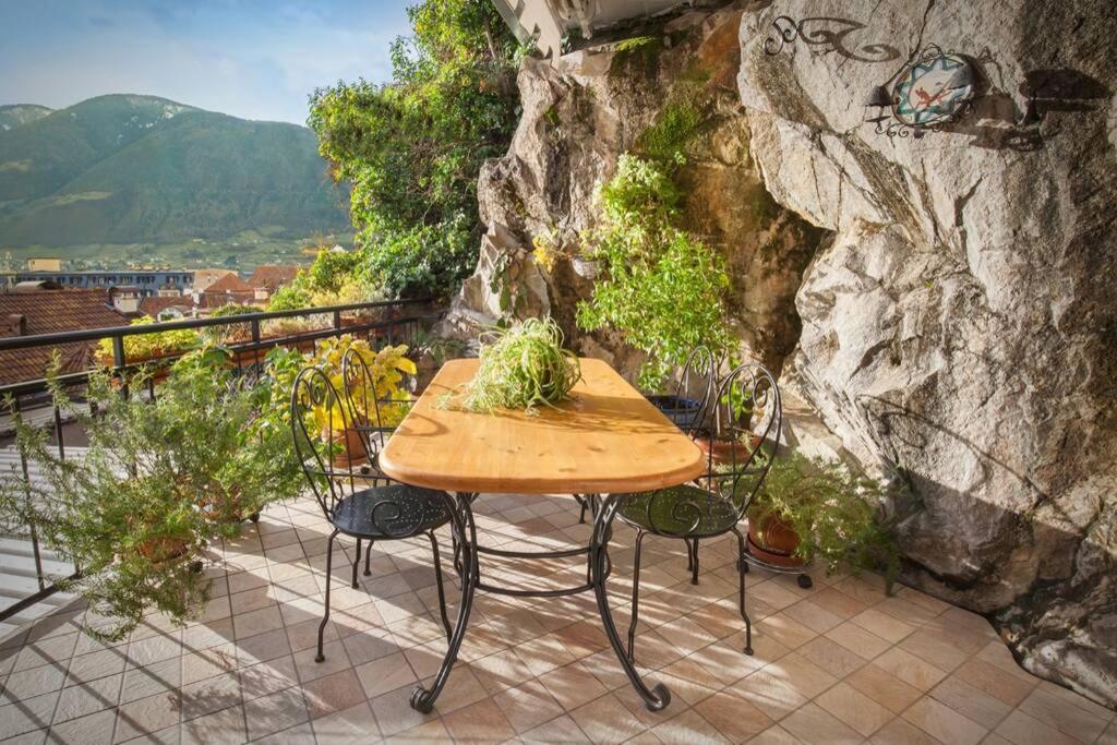 Casa Al Duomo-Nel Cuore Storico Di Merano Exterior foto