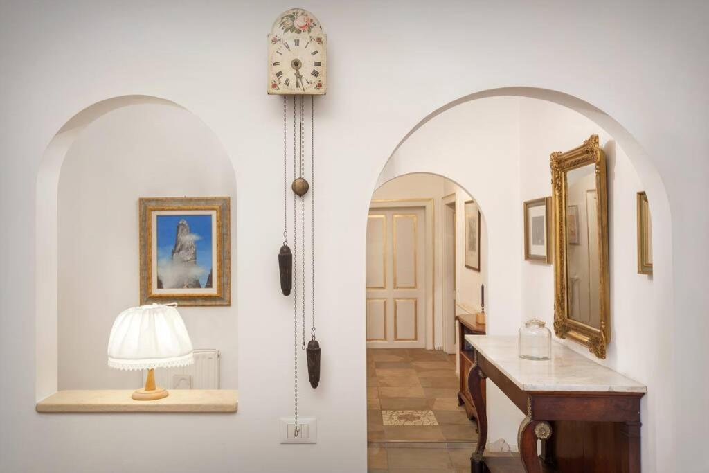 Casa Al Duomo-Nel Cuore Storico Di Merano Exterior foto